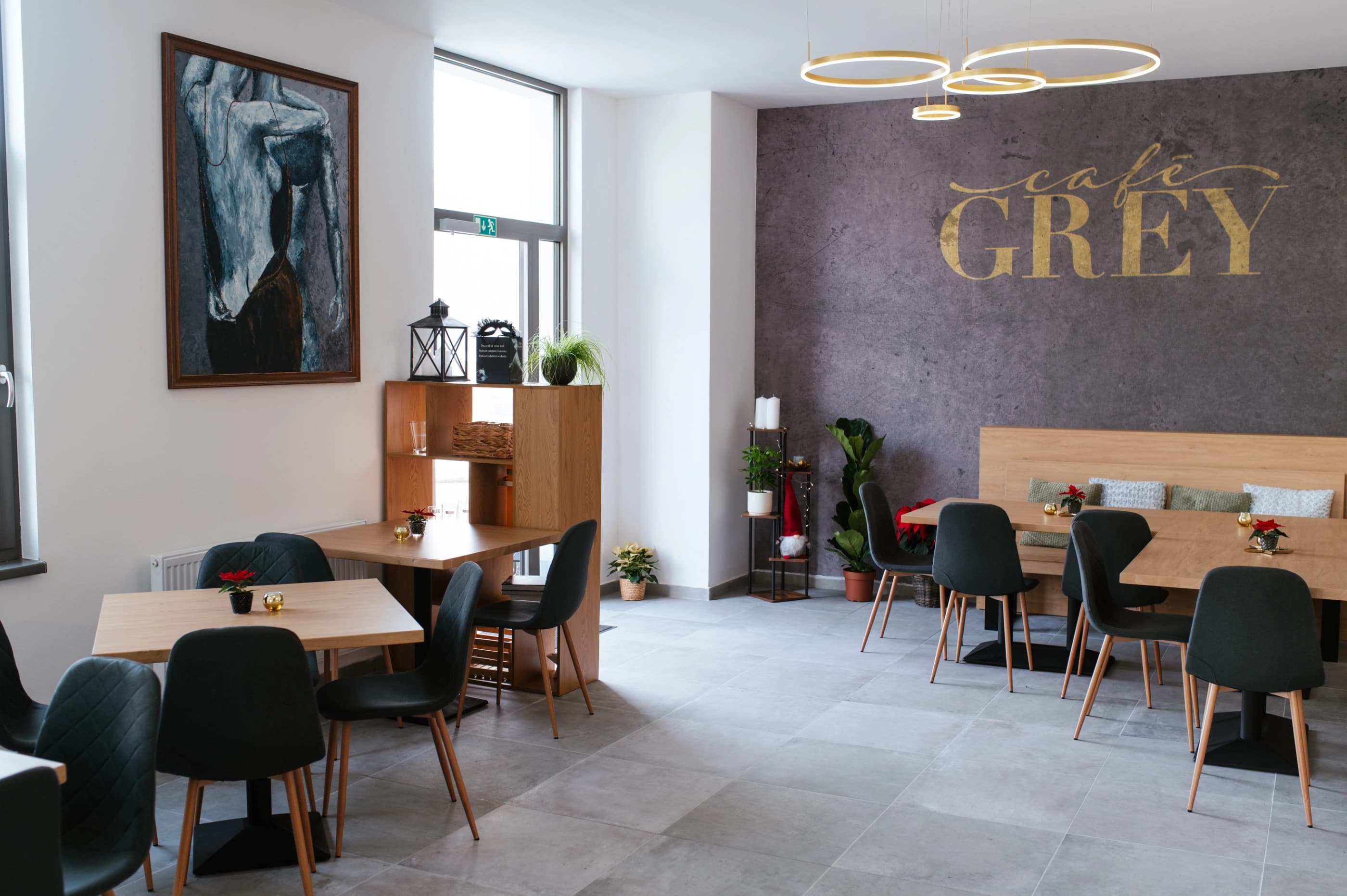 Café Grey interiér